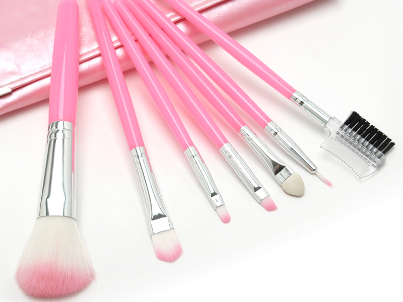 As smart as you, do you know what makeup bristles are good?
